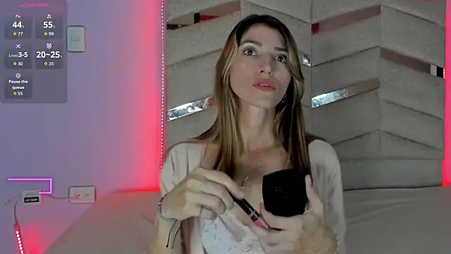 Snapshot of RubiSharqui_ chatting on 16, 10, 2025 RubiSharqui online show from 16, 10, 2025