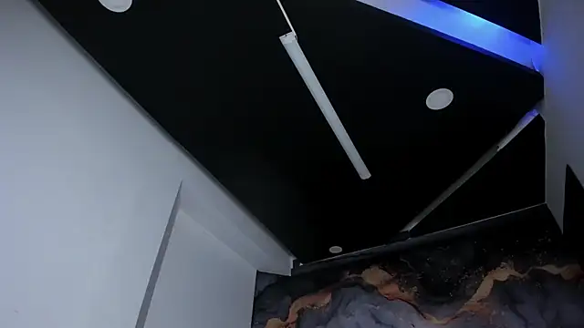 RubiSharqui  online show from 4, 12, 2025