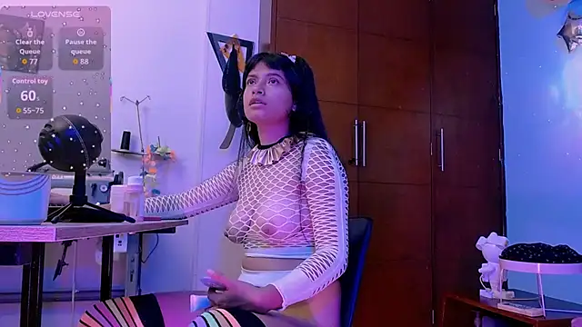 Mattilda 18 online show from 18, 10, 2025