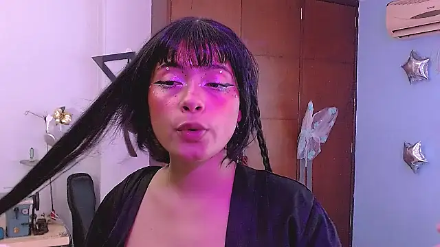 Mattilda 18 online show from 27, 11, 2025