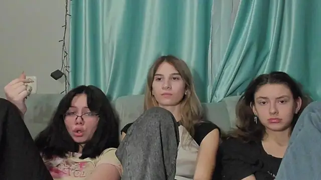 honey love honeyy online show from 11, 1, 2025