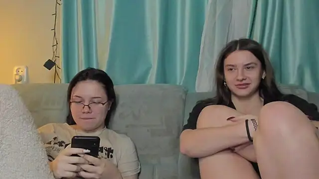 honey love honeyy online show from 18, 1, 2025