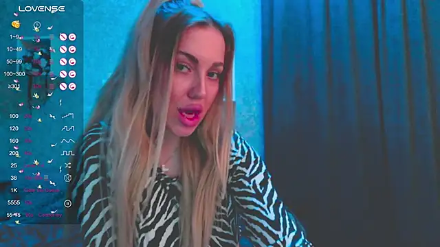 Snapshot of Mika_Rayy chatting on 17, 1, 2025 Mika Rayy online show from 17, 1, 2025