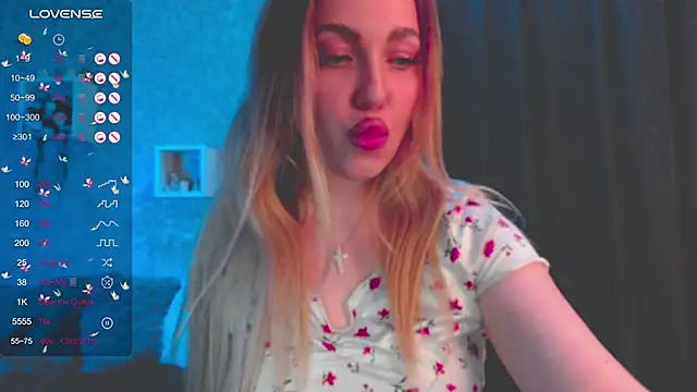 Snapshot of Mika_Rayy chatting on 21, 1, 2025 Mika Rayy online show from 21, 1, 2025