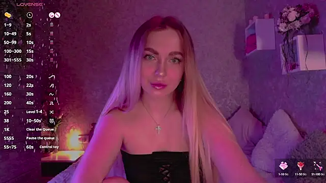 Snapshot of Mika_Rayy chatting on 6, 3, 2025 Mika Rayy online show from 6, 3, 2025