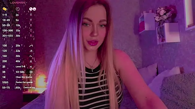 Snapshot of Mika_Rayy chatting on 11, 3, 2025 Mika Rayy online show from 11, 3, 2025