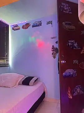 Snapshot of Neymar_jr11-collinss chatting on 23, 10, 2025 Neymar jr11-collinss online show from 23, 10, 2025