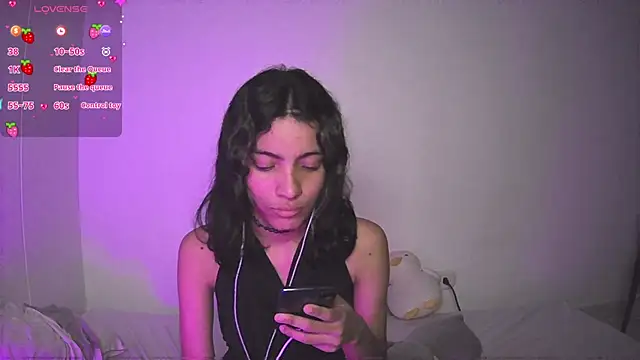 Snapshot of Lovelyamyy chatting on 19, 1, 2025 Lovelyamyy online show from 19, 1, 2025