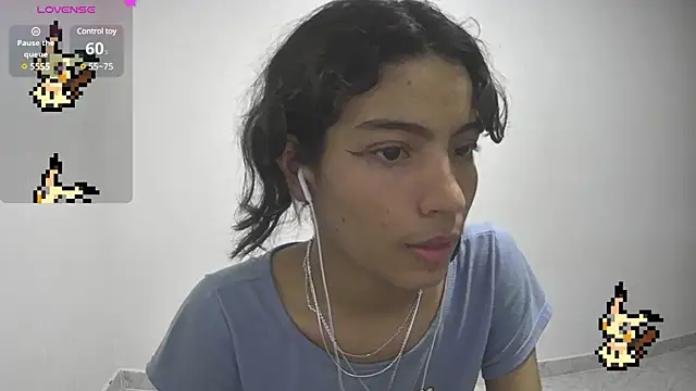 Snapshot of Lovelyamyy chatting on 1, 2, 2025 Lovelyamyy online show from 1, 2, 2025