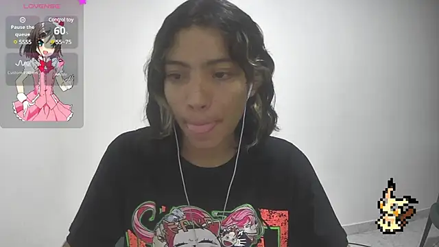 Snapshot of Lovelyamyy chatting on 4, 2, 2025 Lovelyamyy online show from 4, 2, 2025