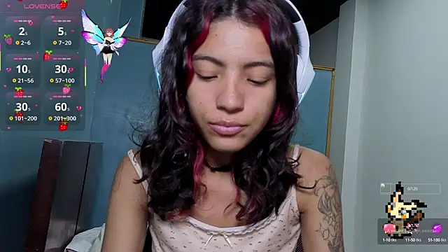 Snapshot of Lovelyamyy chatting on 9, 9, 2025 Lovelyamyy online show from 9, 9, 2025