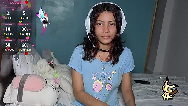 Snapshot of Lovelyamyy chatting on 3, 10, 2025 Lovelyamyy online show from 3, 10, 2025