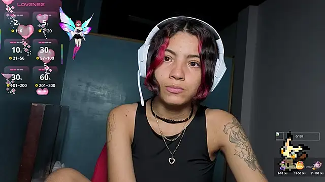 Snapshot of Lovelyamyy chatting on 21, 10, 2025 Lovelyamyy online show from 21, 10, 2025