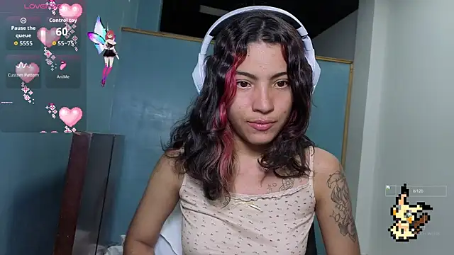 Snapshot of Lovelyamyy chatting on 2, 11, 2025 Lovelyamyy online show from 2, 11, 2025