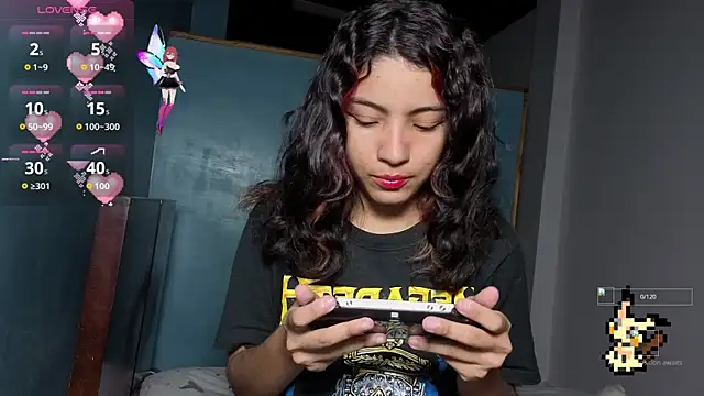 Snapshot of Lovelyamyy chatting on 3, 11, 2025 Lovelyamyy online show from 3, 11, 2025