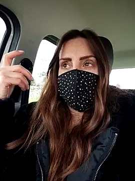 Akemi rossi online show from 10, 3, 2026