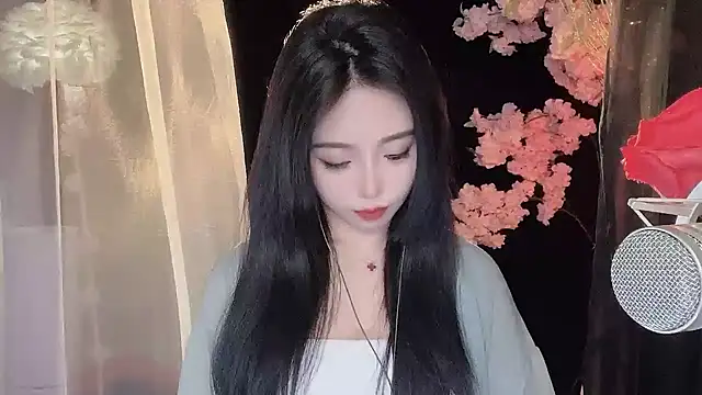 ying-love520 online show from 7, 2, 2025