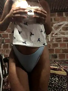 Snapshot of PretinhaOfc chatting on 16, 9, 2025 PretinhaOfc online show from 16, 9, 2025