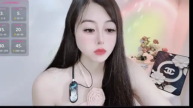 Snapshot of LiLiLily chatting on 14, 10, 2025 LiLiLily online show from 14, 10, 2025