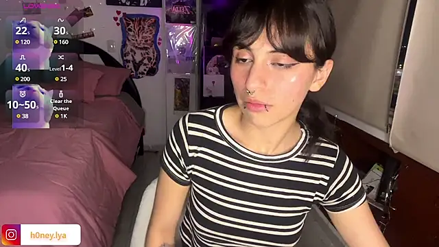 B0nnie H0ney online show from 18, 2, 2025