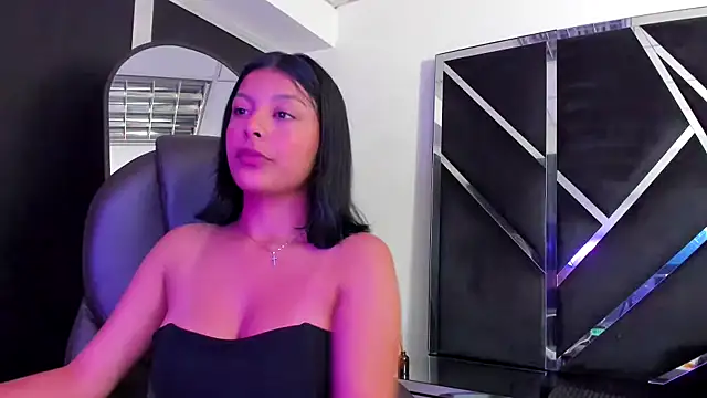 Snapshot of Salmaportman69 chatting on 20, 10, 2025 Salmaportman69 online show from 20, 10, 2025