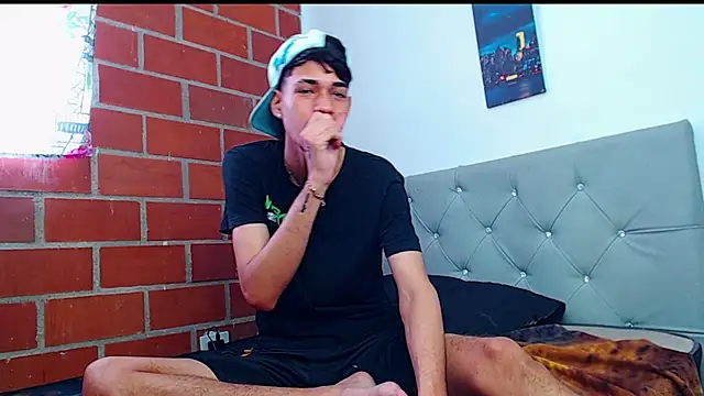 Alejandro bigdick x online show from 3, 3, 2025