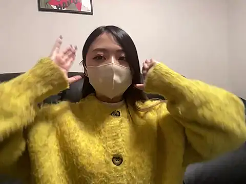 Snapshot of yazawa_oO chatting on 11, 2, 2025 yazawa oO online show from 11, 2, 2025