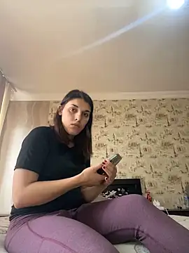 Snapshot of Rosanna_Rennie chatting on 25, 2, 2025 Rosanna Rennie online show from 25, 2, 2025