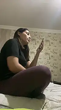 Snapshot of Rosanna_Rennie chatting on 25, 2, 2025 Rosanna Rennie online show from 25, 2, 2025