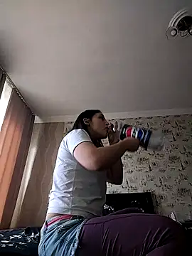 Snapshot of Rosanna_Rennie chatting on 1, 3, 2025 Rosanna Rennie online show from 1, 3, 2025