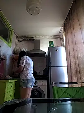 Snapshot of Rosanna_Rennie chatting on 12, 3, 2025 Rosanna Rennie online show from 12, 3, 2025