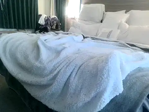 Snapshot of AQuickPhyx chatting on 4, 2, 2025 AQuickPhyx online show from 4, 2, 2025