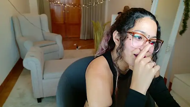 Snapshot of SelenaBlumX chatting on 11, 1, 2025 SelenaBlumX online show from 11, 1, 2025