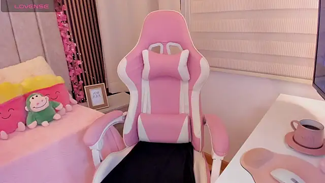 tamy xoo online show from 23, 11, 2025