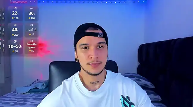 Snapshot of austinoficial chatting on 5, 2, 2025 austinoficial online show from 5, 2, 2025