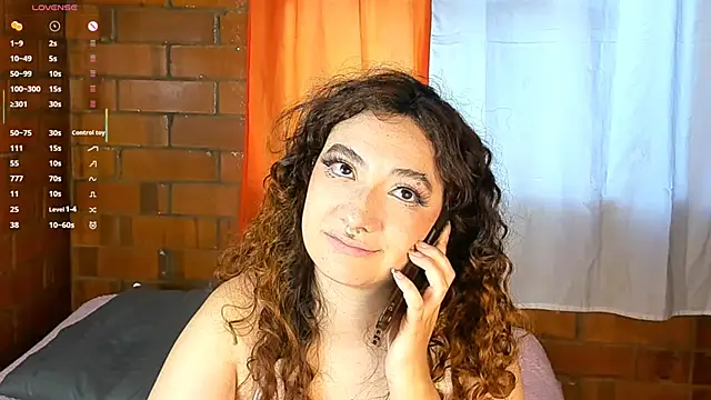 Annycolin  online show from 21, 1, 2025