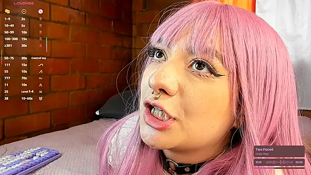 Annycolin  online show from 10, 3, 2025