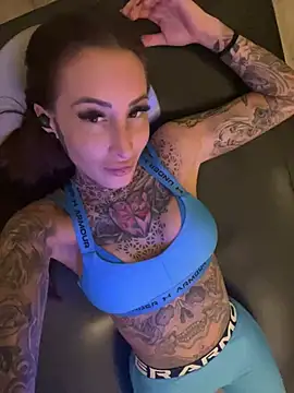 Snapshot of Black_sweet_Rose chatting on 26, 1, 2025 Black sweet Rose online show from 26, 1, 2025