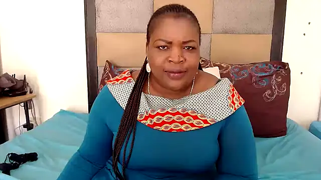 omalicha98 online show from 23, 3, 2025