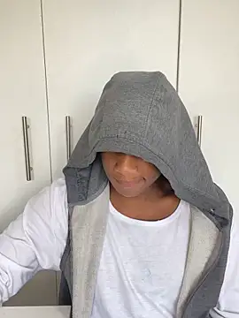 snotLoud online show from 28, 2, 2025