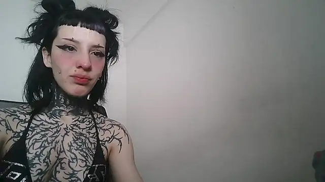 bad doll bb online show from 13, 9, 2025