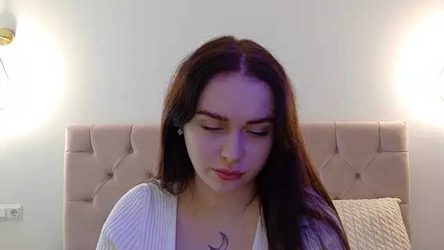 Lilliana Moon online show from 19, 1, 2025