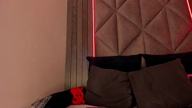 SabrinaSpell  online show from 21, 2, 2025