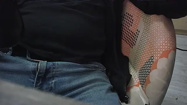 Snapshot of zoltard_1911 chatting on 27, 2, 2025 zoltard 1911 online show from 27, 2, 2025