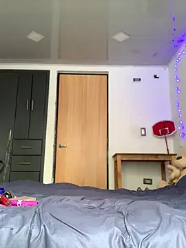 Snapshot of Miss__Melody chatting on 5, 2, 2025 Miss Melody online show from 5, 2, 2025