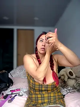 Snapshot of Miss__Melody chatting on 20, 11, 2025 Miss Melody online show from 20, 11, 2025