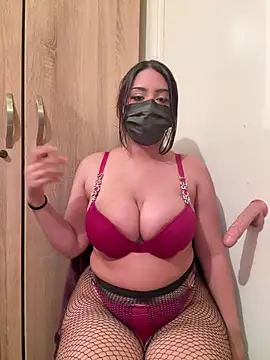 Snapshot of chikhamaisaa chatting on 24, 2, 2026 chikhamaisaa online show from 24, 2, 2026