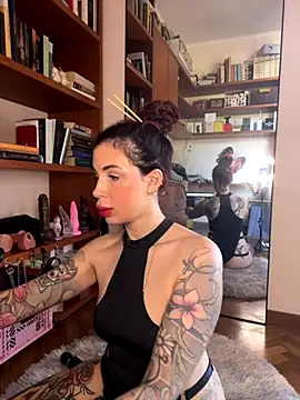 Dancing wmyselF  online show from 19, 9, 2025