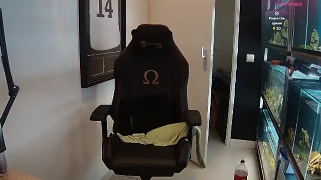 justinitt online show from 28, 2, 2025