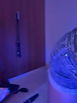 Snapshot of _Devika chatting on 28, 3, 2026 Devika online show from 28, 3, 2026